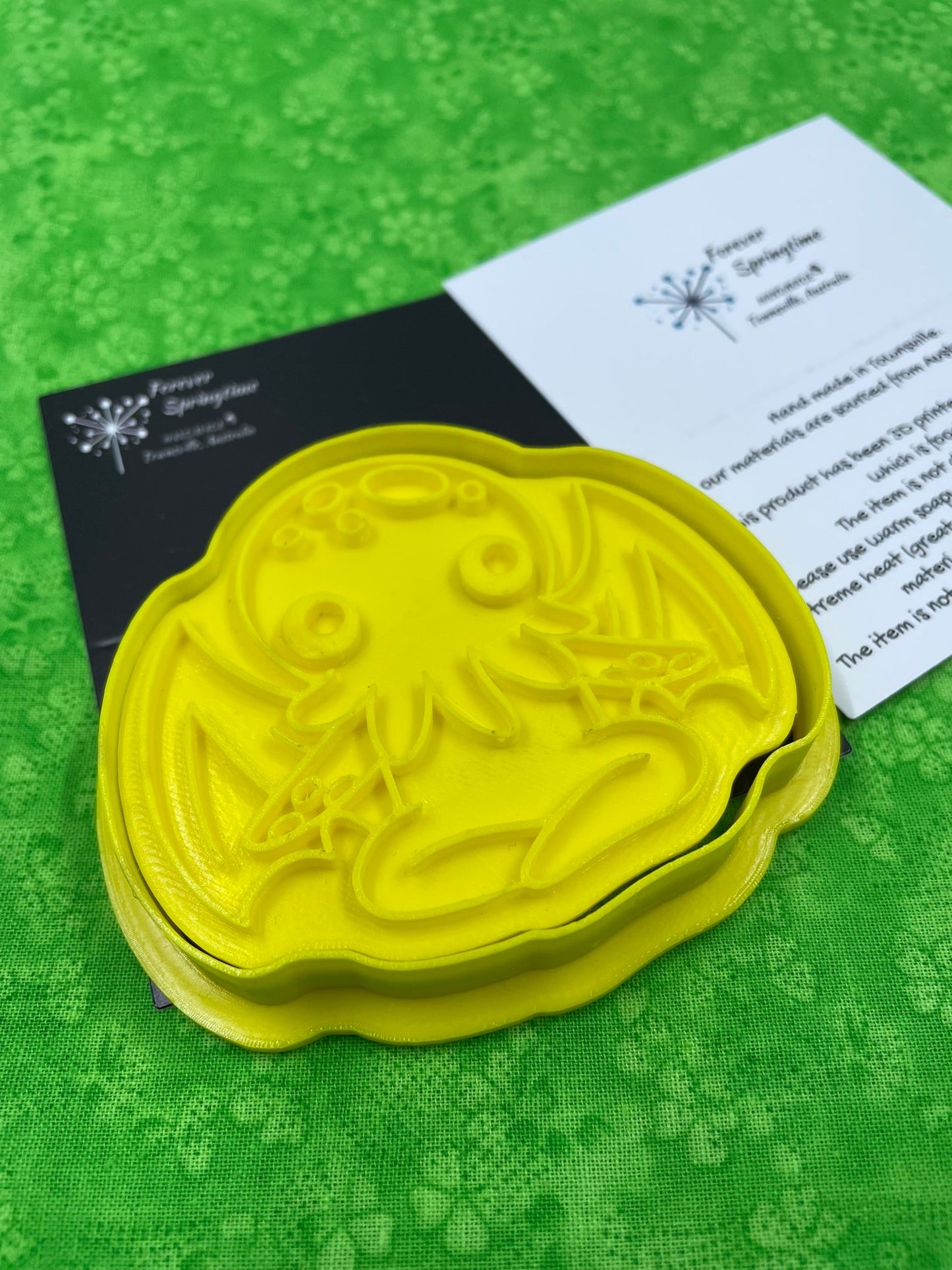 Cryptid Cthulu Creature Cutter and Embossing Stamp: Art, Baking, Craft