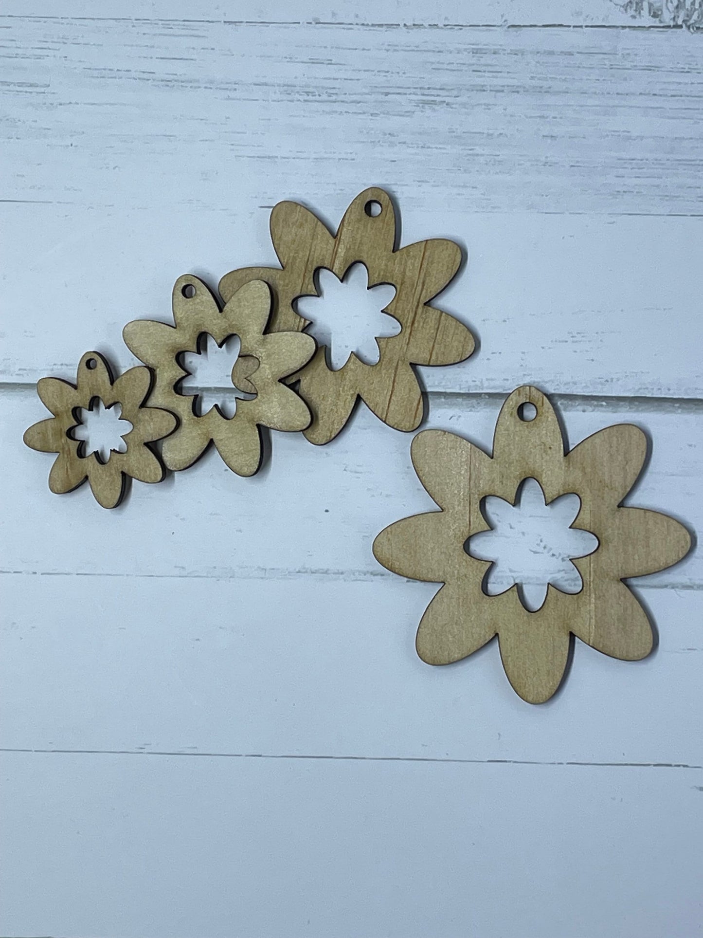 Flower H Jewellery Earrings Wood 25 PAIRS (50 pieces) 30mm, 40mm, 50mm, 60mm